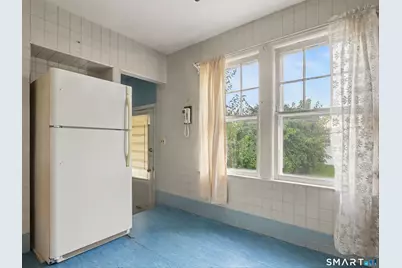 28 Houston Ter, Stamford, CT 06902 - Photo 12