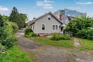 28 Houston Terrace, Stamford, CT 06902 - Photo 26