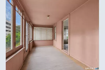 28 Houston Ter, Stamford, CT 06902 - Photo 4
