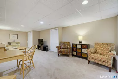 10 Riverview Dr #D, Hartford, CT 06106 - Photo 30
