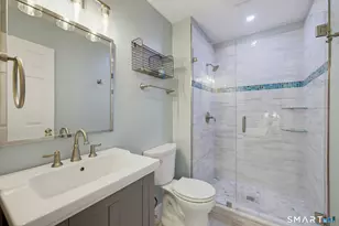 10 Riverview Dr, Hartford, CT 06106 - Photo 18