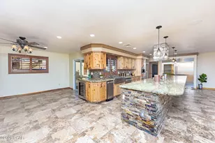 857 Manor Dr, Lake Havasu City, AZ 86403 - Photo 16