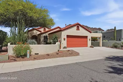 2682 S Falcon View Dr, Tucson, AZ 85713 - Photo 2