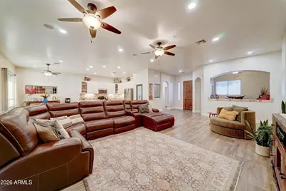 224 E Whiteley St, Apache Junction, AZ 85119 - Photo 4