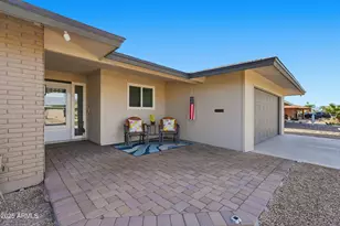 10923 W Meade Dr, Sun City, AZ 85351 - Photo 2