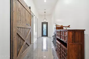 8312 E Jensen Cir, Mesa, AZ 85207 - Photo 6