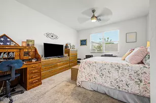 17318 W Running Deer Trl, Surprise, AZ 85387 - Photo 14