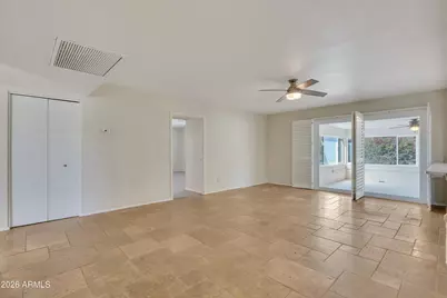 8702 E Angus Dr, Scottsdale, AZ 85251 - Photo 4