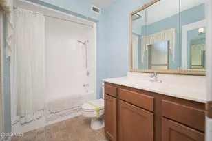 9542 W Shasta Dr, Sun City, AZ 85351 - Photo 8