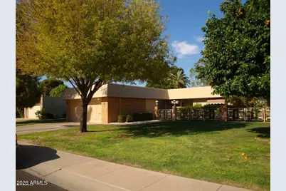 15637 N Cameo Dr, Sun City, AZ 85351 - Photo 2