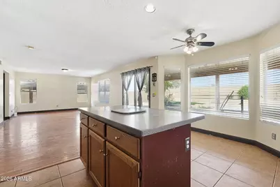 6920 E Lakeview Ave, Mesa, AZ 85209 - Photo 20