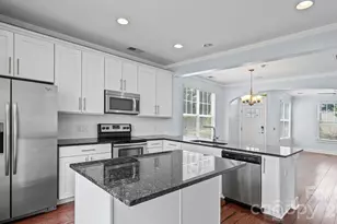 3134 Bending Birch Pl, Charlotte, NC 28206 - Photo 12
