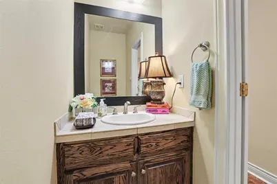 4704 Milburn Ln #A, Austin, TX 78702 - Photo 8