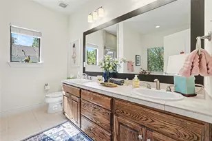 4704 Milburn Ln, Austin, TX 78702 - Photo 28