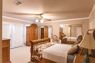 10900 Crown Colony Dr, Austin, TX 78747 - Photo 4