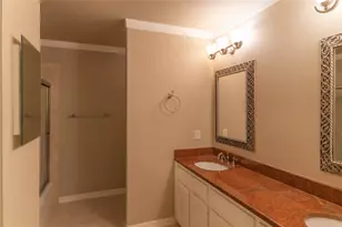 10900 Crown Colony Dr, Austin, TX 78747 - Photo 8