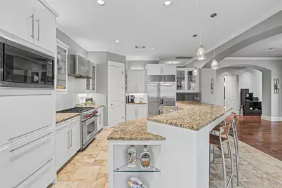 816 Stonewall Ridge Ln, Austin, TX 78746 - Photo 32