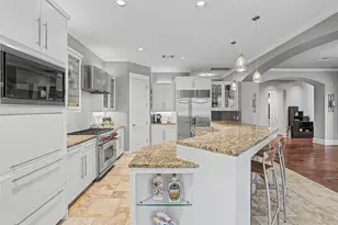 816 Stonewall Ridge Ln, Austin, TX 78746 - Photo 32