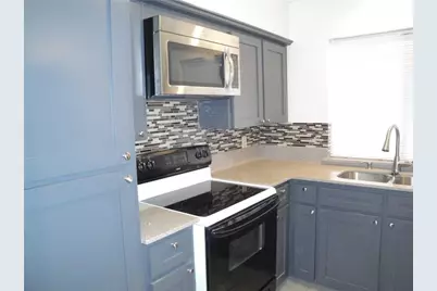 8408 Mesa Dr, Austin, TX 78759 - Photo 4