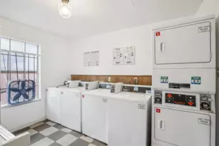 4307 S 1st St, Austin, TX 78745 - Photo 14