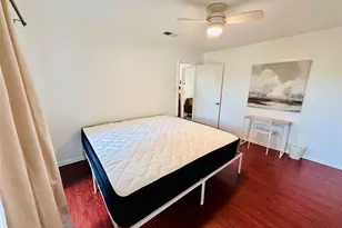 4307 S 1st St, Austin, TX 78745 - Photo 8