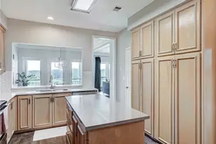 21 Tournament Way, The Hills, TX 78738 - Photo 10