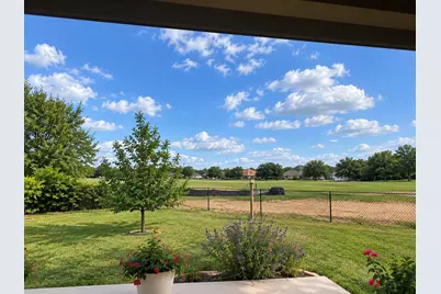 135 Pinehurst St, Marble Falls, TX 78654 - Photo 2