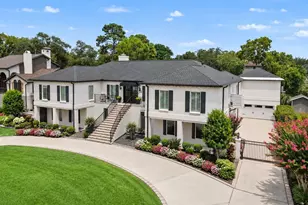18607 Point Lookout Dr, Nassau Bay, TX 77058 - Photo 8