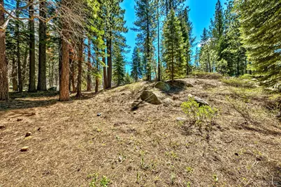 1444 Apache Avenue, South Lake Tahoe, CA 96150 - Photo 12