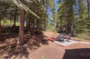 511 Little Mountain Ln, South Lake Tahoe, CA 96150 - Photo 22