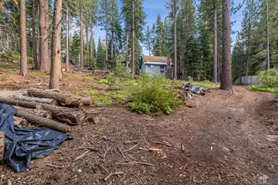1428 Skyline Drive, South Lake Tahoe, CA 96150 - Photo 14