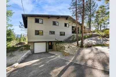 1082 Mountain Canary Drive, South Lake Tahoe, CA 96150 - Photo 2