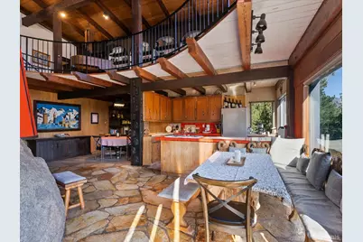 1082 Mountain Canary Drive, South Lake Tahoe, CA 96150 - Photo 10