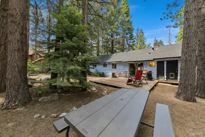 654 Tehama Drive, South Lake Tahoe, CA 96150 - Photo 12
