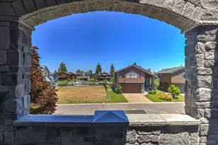 1932 Kokanee Way, South Lake Tahoe, CA 96150 - Photo 28