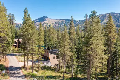 322 E Meadows Drive, Kirkwood, CA 95646 - Photo 2