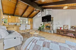 1935 Apache Ave, South Lake Tahoe, CA 96150 - Photo 6