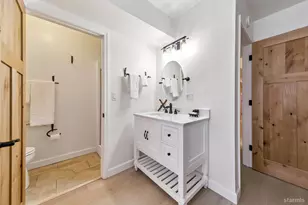 2081 Venice Dr, South Lake Tahoe, CA 96150 - Photo 22