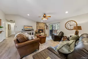 1567 Ojibwa St, South Lake Tahoe, CA 96150 - Photo 2