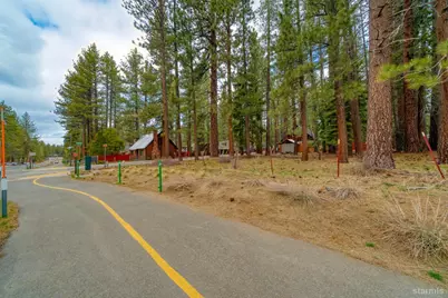 1145 Sierra Boulevard, South Lake Tahoe, CA 96150 - Photo 20