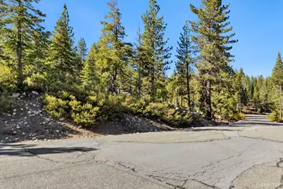 2311 Chiapa Drive, South Lake Tahoe, CA 96150 - Photo 10
