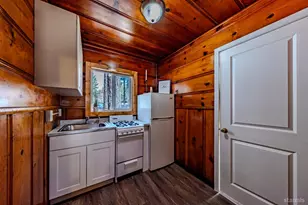 1029 Reno Ave, South Lake Tahoe, CA 96150 - Photo 4