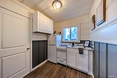1029 Reno Avenue, South Lake Tahoe, CA 96150 - Photo 22