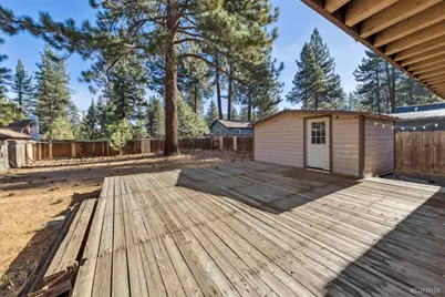 941 Brockway Avenue, South Lake Tahoe, CA 96150 - Photo 16