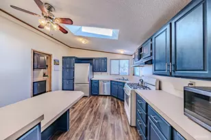 1080 Julie Ln, South Lake Tahoe, CA 96150 - Photo 8