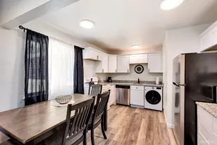 1223 Bonanza Ave, South Lake Tahoe, CA 96150 - Photo 2