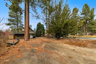 1060 Wildwood Ave, South Lake Tahoe, CA 96150 - Photo 2