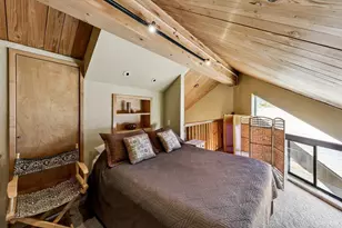 489 Tahoe Keys Blvd, South Lake Tahoe, CA 96150 - Photo 20