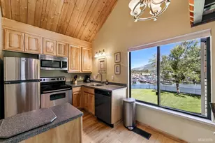 489 Tahoe Keys Blvd, South Lake Tahoe, CA 96150 - Photo 10