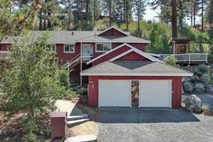 160 Laramie St, Markleeville, CA 96120 - Photo 2